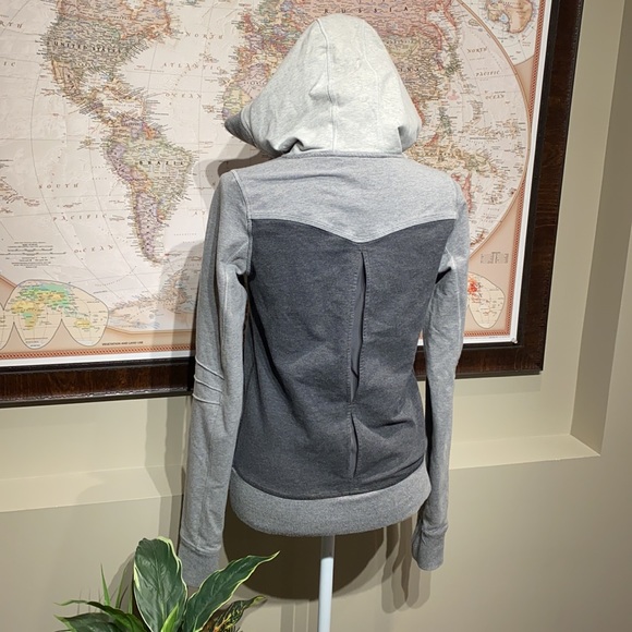 LULULEMON hoodie - Picture 15 of 16